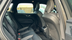 Volvo Xc60 2.0 B5P [250] R DESIGN Pro 5dr AWD Geartronic Petrol Estate